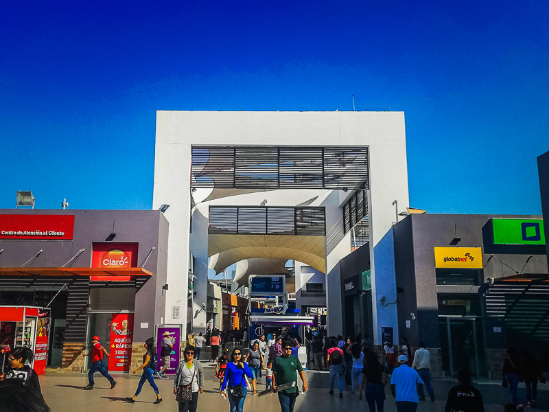 Open air shopping center Real Plaza