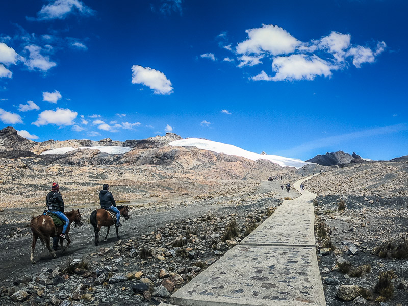 Approaching the glacier along the paved trail