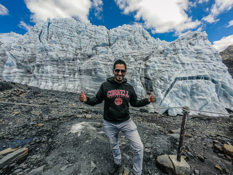 Close up with the glacier