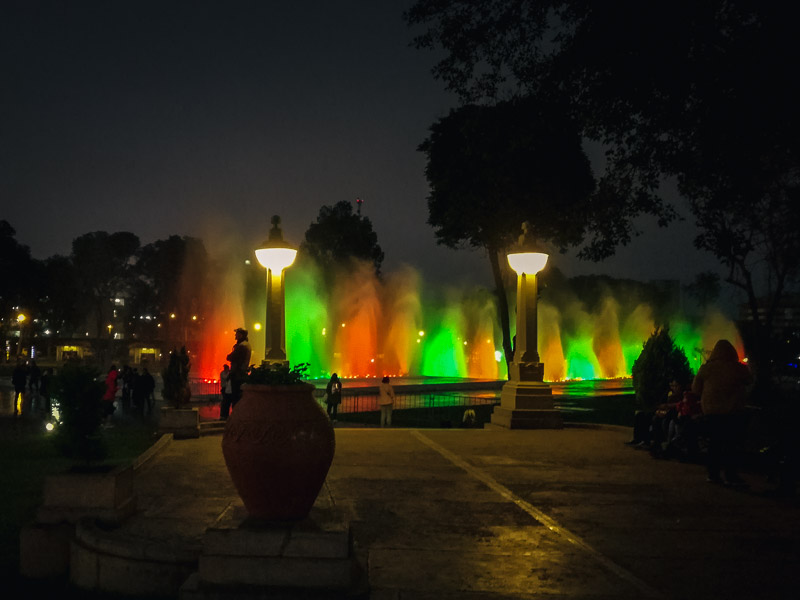 Night water light show