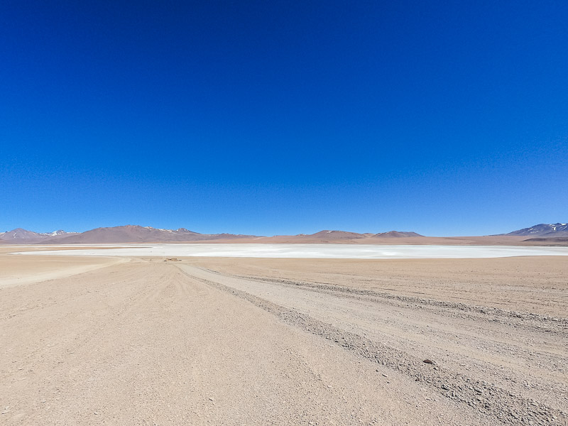 Panoramic view of the salt flats before descending