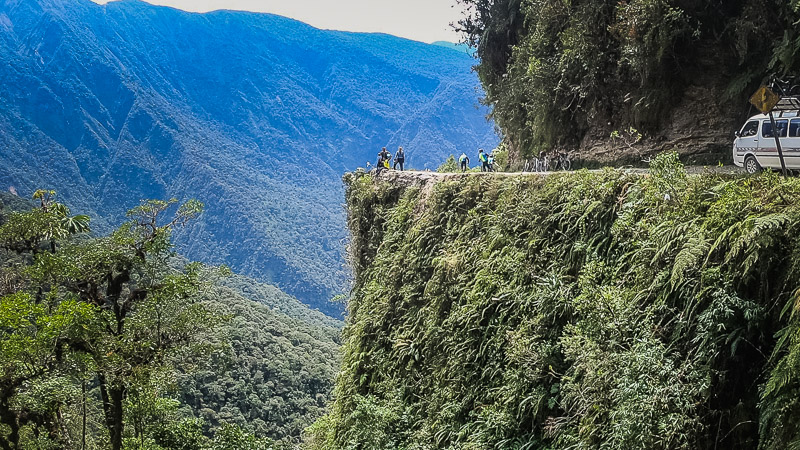 Lee más sobre el artículo Death Road – Mountain Bike Tour