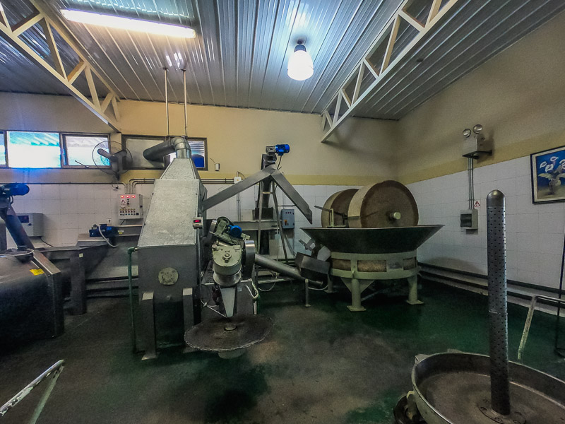 Machinery for making olive oil