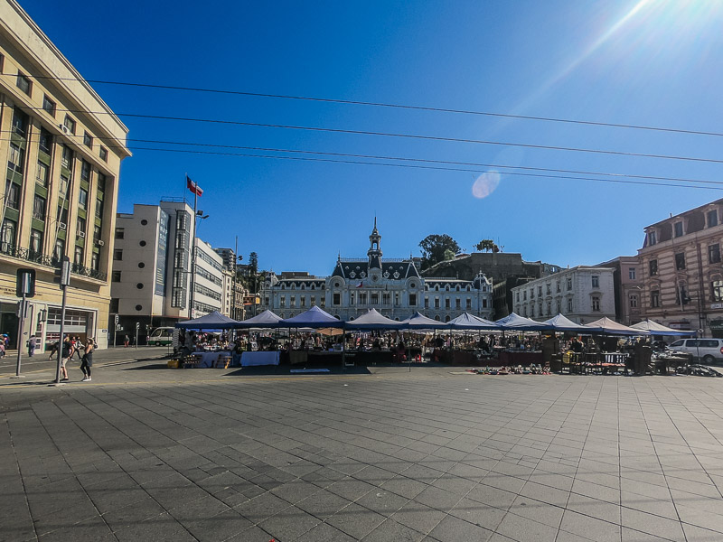 Pop up market in Plaza Sotomayor