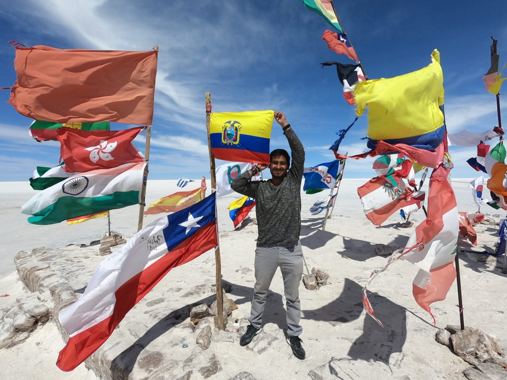 Salar de Uyuni Flags