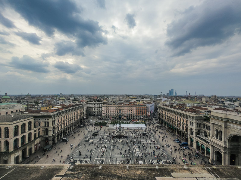 Birds eye view of the plaza from the top of the Duomo