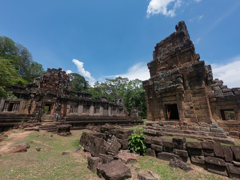 Temple ruins scattered in the area