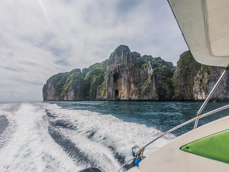 Sailing towards Shark Point