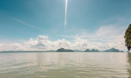 Phuket – Sea Canoe Tour