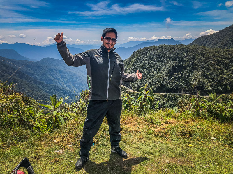 Landscape from the viewpoint at the start of Yungas road