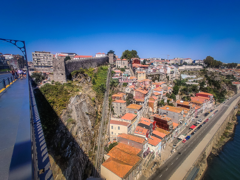 View of the nearly vertical Funicular dos Guindais from the bridge