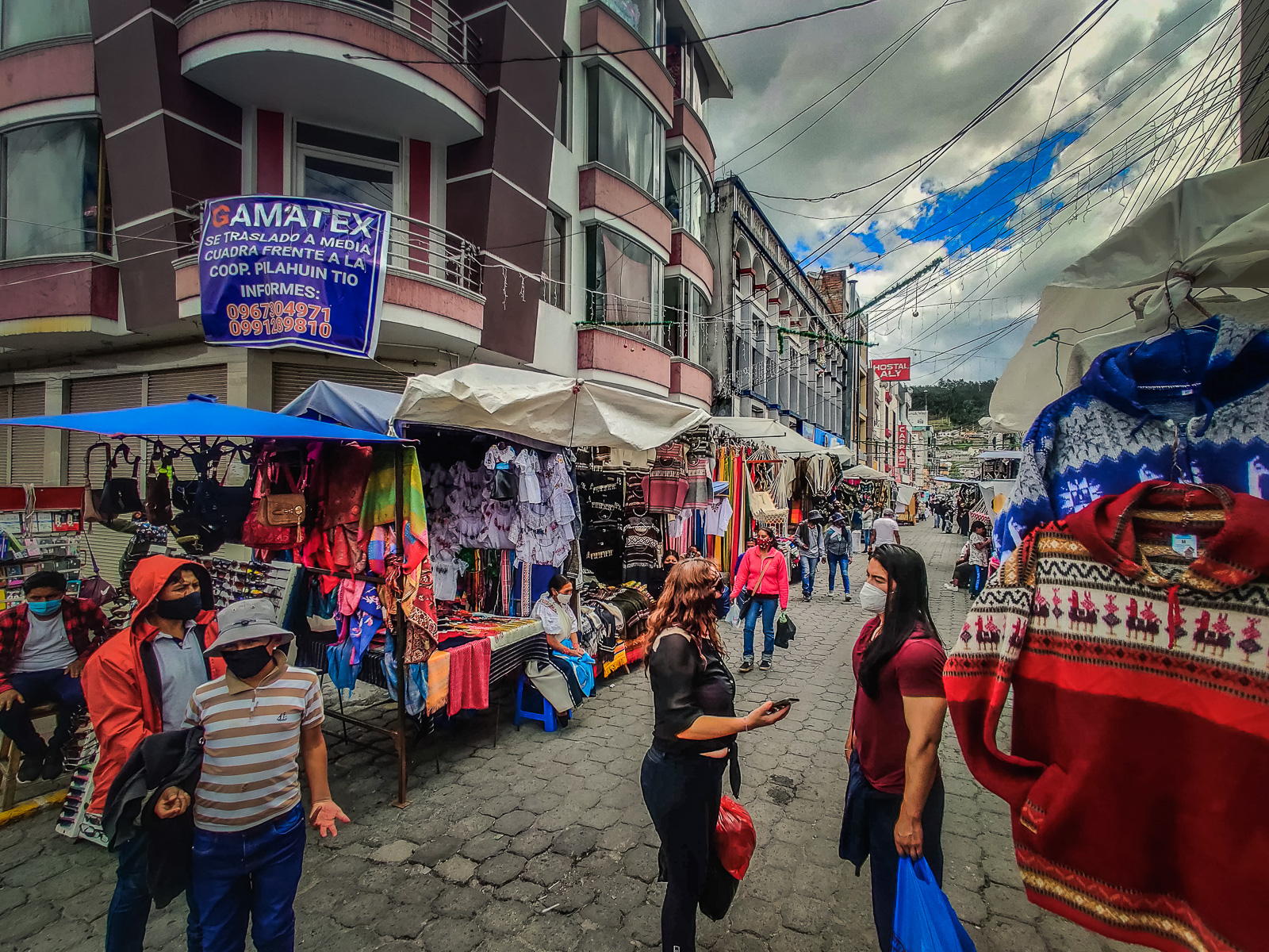 The crafts market